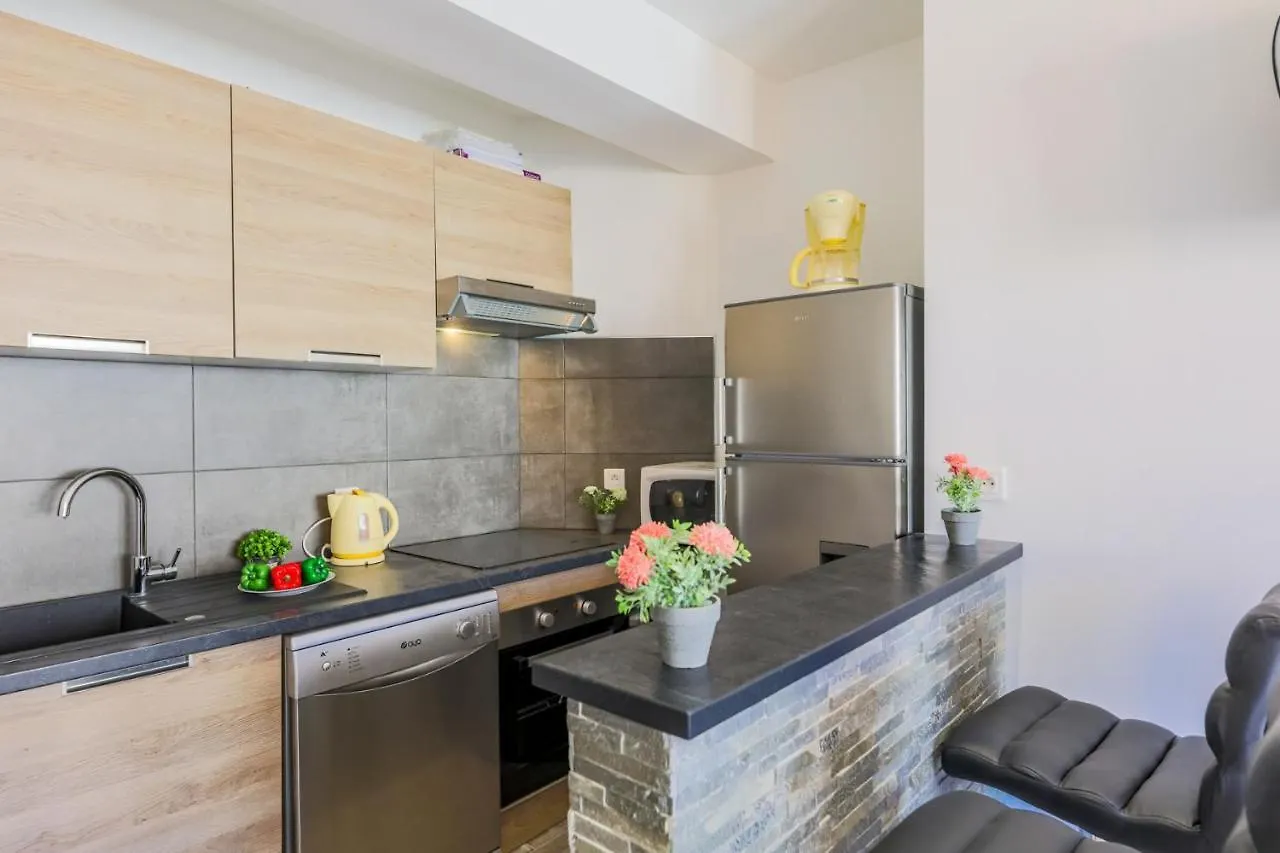 Massenet Pietonne Ap4196 By Riviera Holiday Homes Nice Apartment